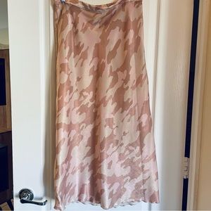 Free People Kendall pink camo satin midi skirt pull on elastic waist